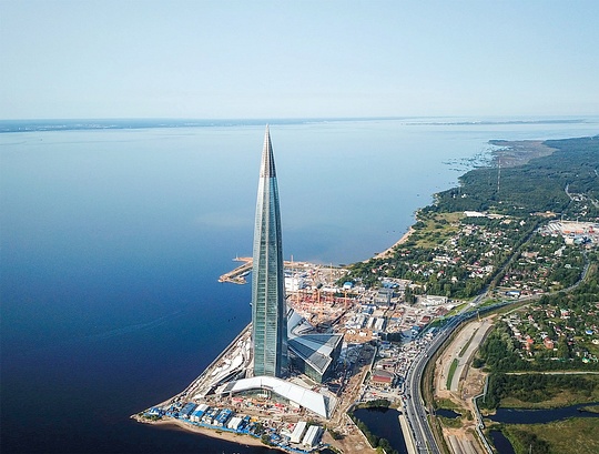 Лахта центр», штаб квартира ПАО «Газпром» в Санкт Петербурге, Кирилл Завражин получил почётный знак «Кентавр»