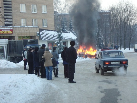 В Барвихе сгорел автомобиль