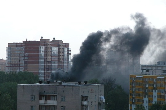 «Крупным пожаром» в Одинцово оказалась мусорка с горящими автопокрышками