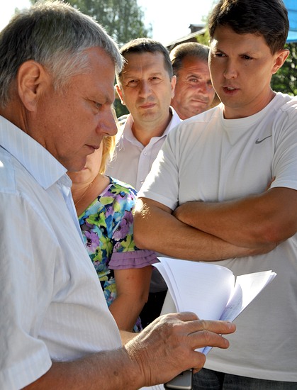 Руководители Лесного городка встретились с жителями Дубков, Иван ЮВЧЕНКО