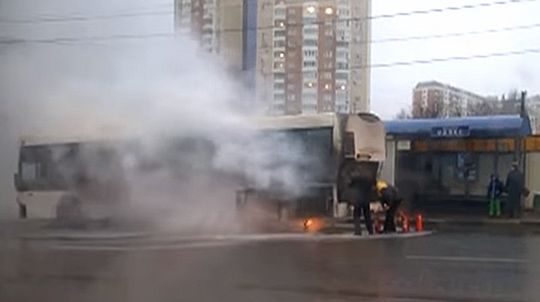 горит автобус в Одинцово