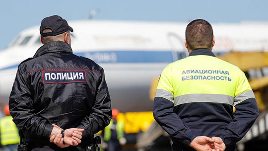 Пассажир угрожал взорвать самолёт во Внуково