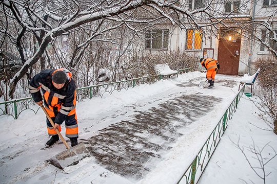 Уборка снега в Одинцовском районе