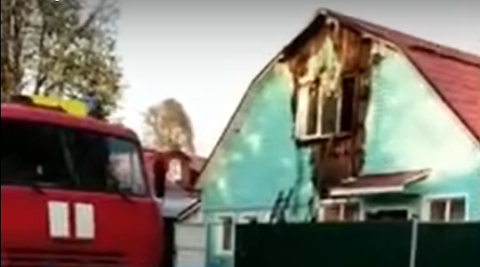 Прохожий спас пенсионера из горящего дома в Звенигороде