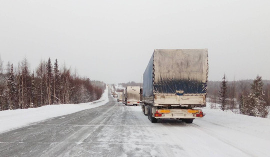 Ограничения для транзита грузовиков в Москве и Подмосковье продлили до особого распоряжения