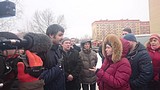 Дядя двойняшек объясняется с родителями 