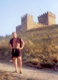 Я на фоне Генуэзской крепости, Судак 2004, Zed