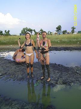 Девушки в грязи., Крым 2004, marse, Одинцово, отрадное