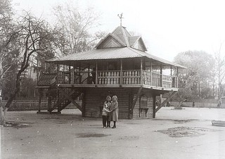 Кто помнит, где стоял этот теремок?