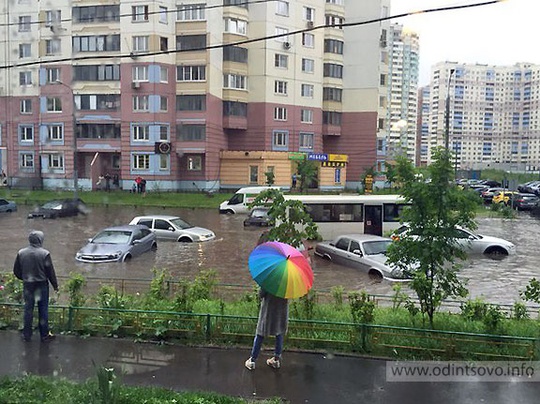 В Одинцово затопило микрорайон Трехгорка