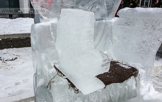 Ледяная горка в центре Одинцово в аварийном состоянии