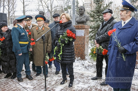 В Одинцово отметили 100-летний юбилей Валентины Чистяковой