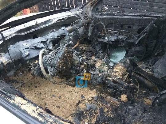 Салон автомобиля, Неизвестные сожгли машину у активиста из Одинцовского района