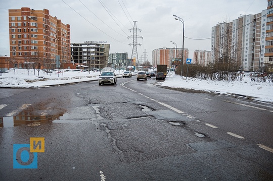 Ямы на дороге, ул. Говорова, Снег в Одинцово растаял вместе с асфальтом