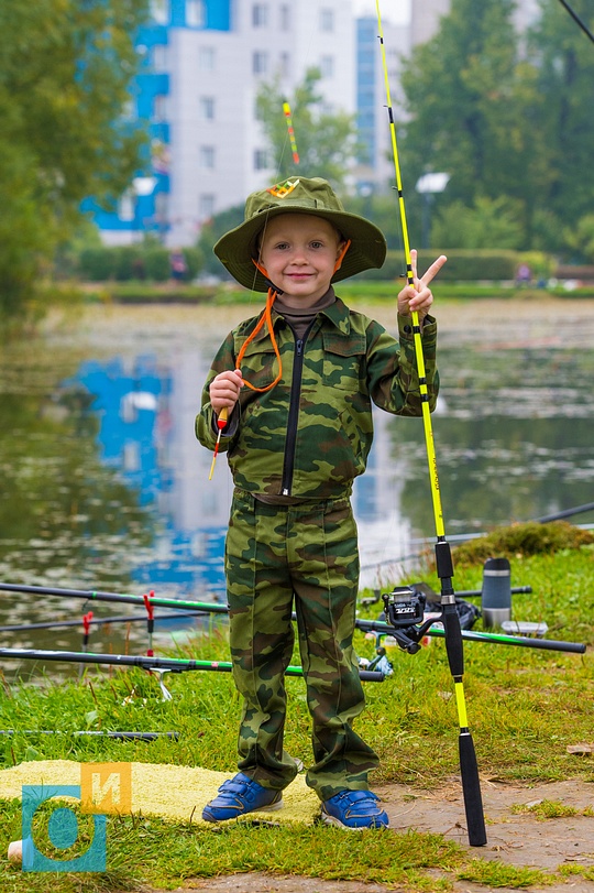 Один из юных рыбаков, Соревнование рыбаков, награждение