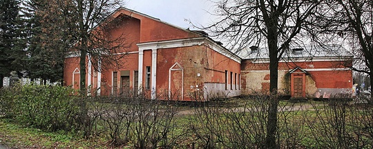 Манеж в центре Звенигорода, В Звенигороде отреставрируют манеж 19 века