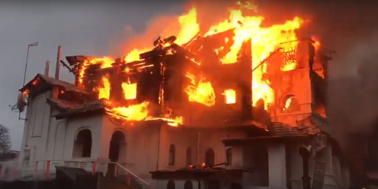 Пожар в гостинице в селе Ромашково, В Ромашково сгорел гостиничный комплекс