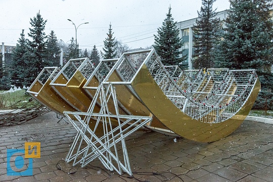 Новогодние конструкции на центральной площади Одинцово, Новогодние конструкции на центральной площади Одинцово