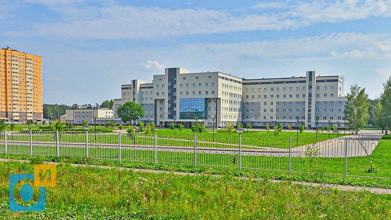 Здание Пенсионного фонда в Звенигороде, Отделение Пенсионного фонда в Звенигороде занимает здание, которое строили для размещения больницы