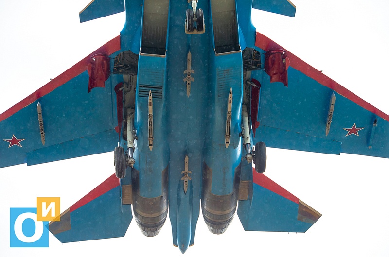 Авиационная группа высшего пилотажа — «Русские Витязи», Су-35С, Репетиция воздушного парада в Кубинке (Витязи, Стрижи)
