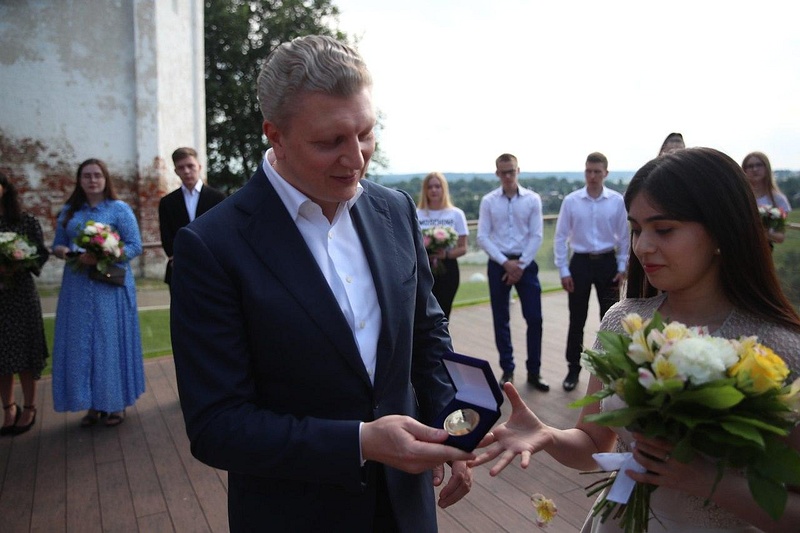32 выпускника-стобалльника получили медали в Одинцовском округе