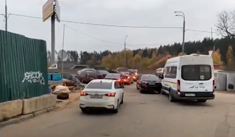 Автовладельцы выезжают из ЖК «Одинцовский парк», Ноябрь