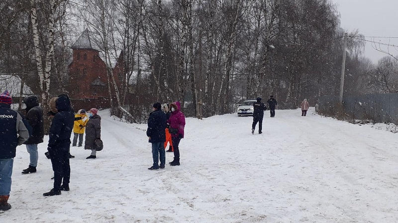 Жители деревень Крюково и Трубачеевка записали видеообращение к Владимиру Путину