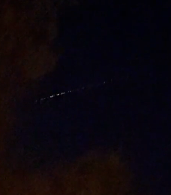 «Небесная электричка» в ночном небе над Одинцово, Май
