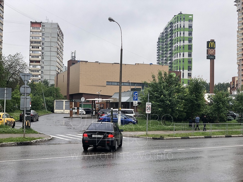 Водители снова пользуются возможностью повернуть, В Одинцово вернули поворот к «Макдоналдсу»