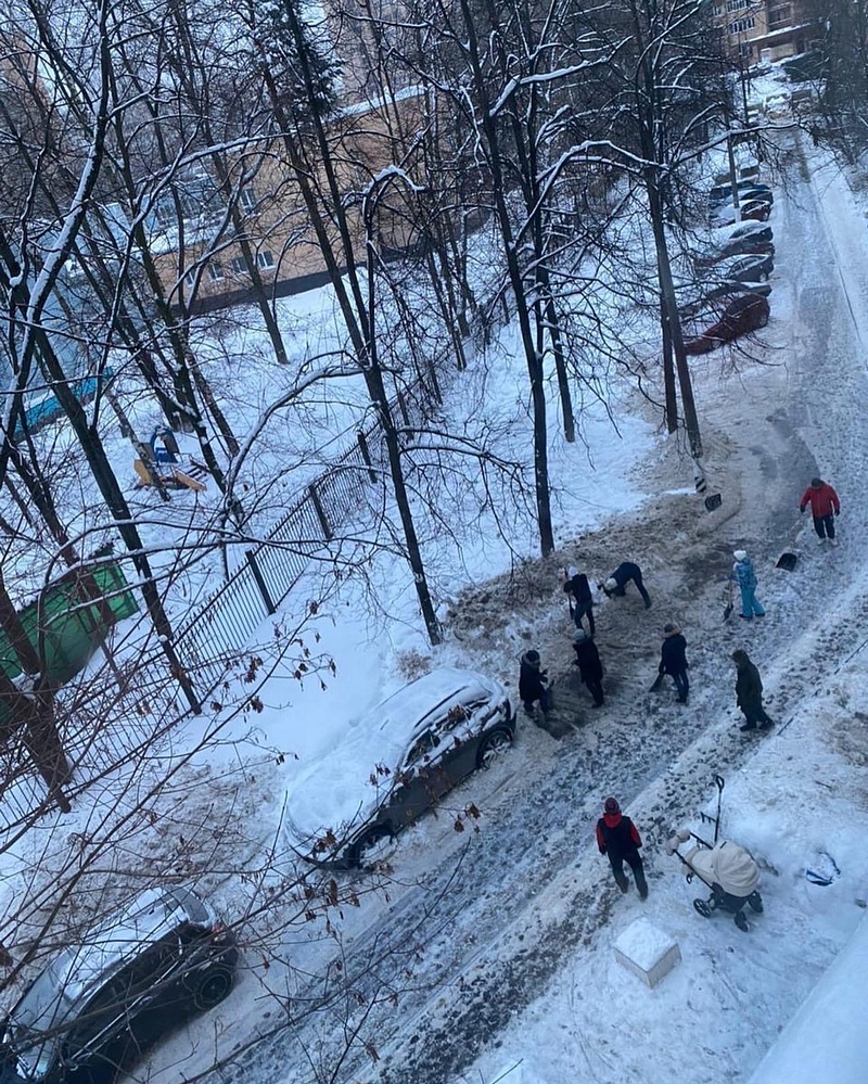 Маковского, 10, Иванов посетил два микрорайона Одинцово и остался недоволен уборкой снега