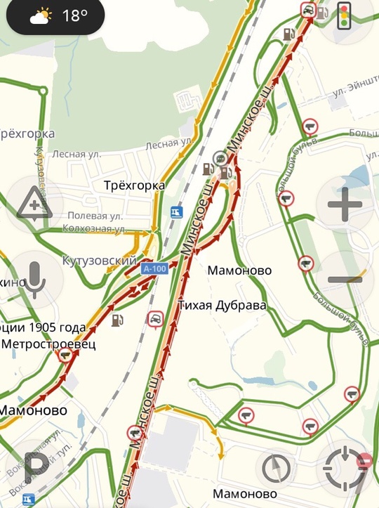 Из-за ДТП образовались многокилометровые заторы на Минском и Можайском шоссе, На Минском шоссе пассажир выпрыгнул из машины и погиб