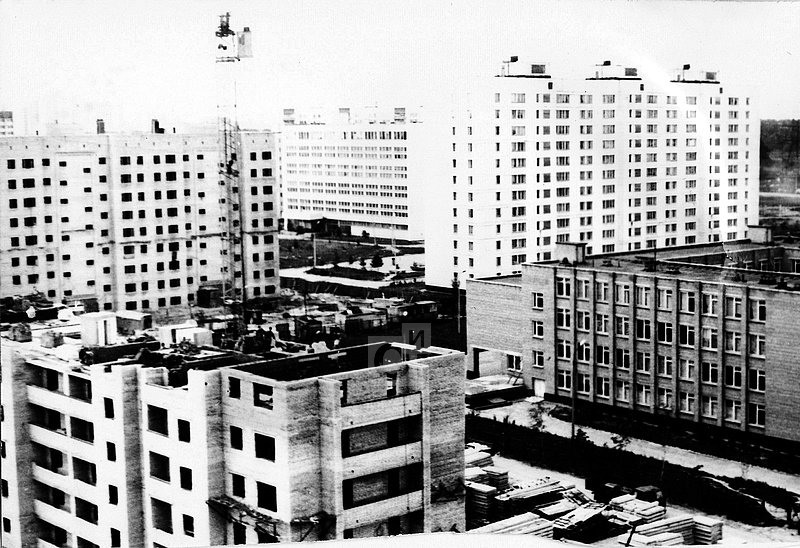 1986 г. ул. Чикина д.7 и 9, строительство здания Лицея № 2, Одинцово ретро, 86 г. ул.Чикина д.7 и 9, шк.№2, hairy