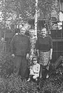 Жители дома№18 по ул. Советской.1971г.